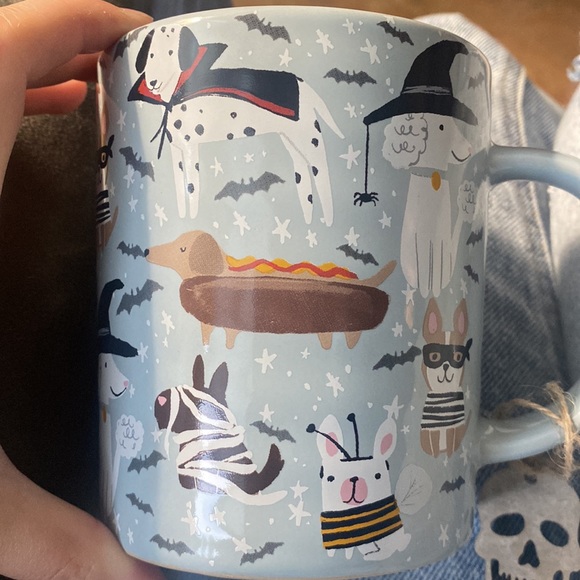 NWT Dogs in Halloween Costumes Coffee Mug Prima Design - Picture 3 of 8